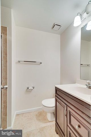 12114 WEDGEWAY CT, Fairfax, VA 22033