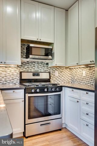 12114 WEDGEWAY CT, Fairfax, VA 22033