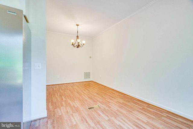 12114 WEDGEWAY CT, Fairfax, VA 22033