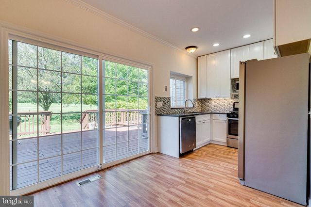 12114 WEDGEWAY CT, Fairfax, VA 22033