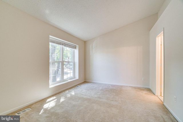 12114 WEDGEWAY CT, Fairfax, VA 22033