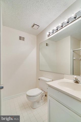 12114 WEDGEWAY CT, Fairfax, VA 22033