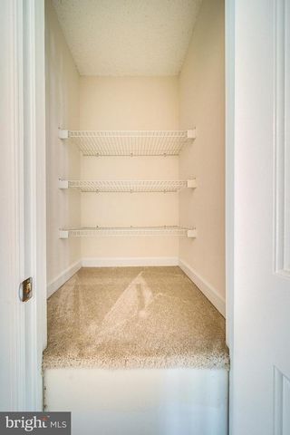 12114 WEDGEWAY CT, Fairfax, VA 22033