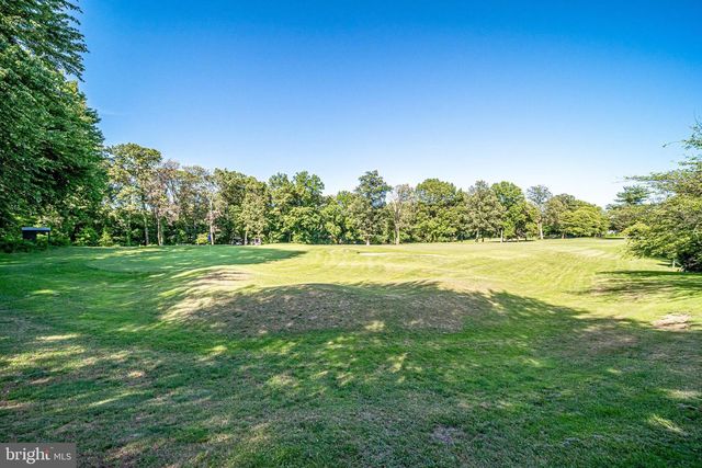 12114 WEDGEWAY CT, Fairfax, VA 22033