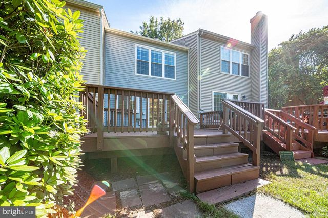 12114 WEDGEWAY CT, Fairfax, VA 22033