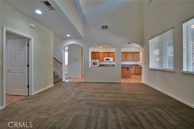 1095 Paradise Drive, Lemoore, CA 93245