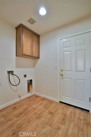 1095 Paradise Drive, Lemoore, CA 93245