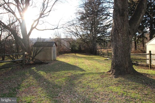 906 S MAIN ST, Hampstead, MD 21074