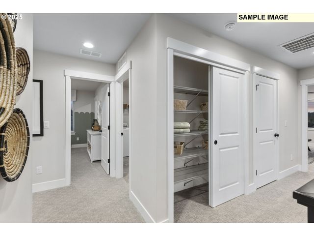 777 Magnolia Ave, Woodburn, OR 97071