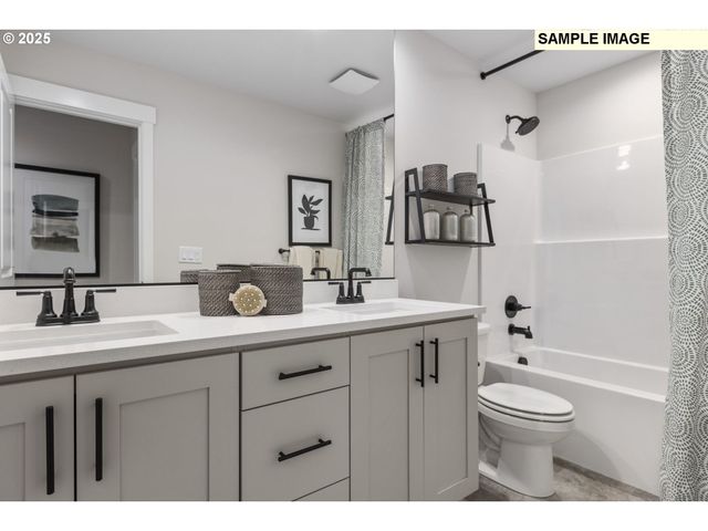 777 Magnolia Ave, Woodburn, OR 97071