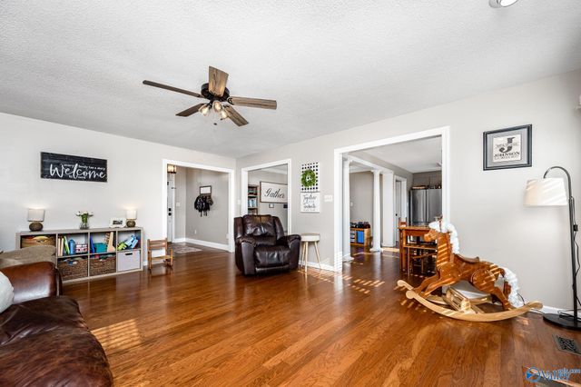 100 Country Club Drive, Fayetteville, TN 37334