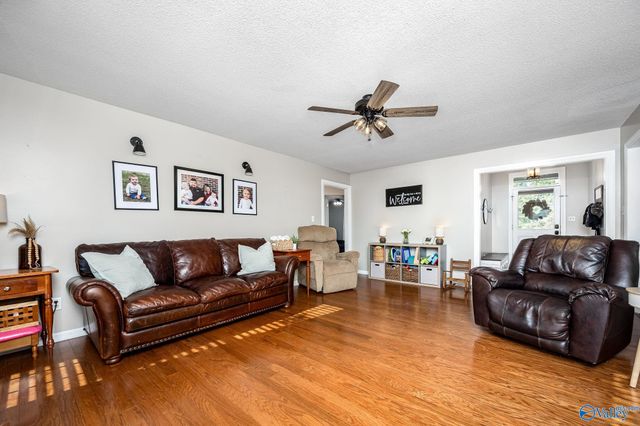 100 Country Club Drive, Fayetteville, TN 37334