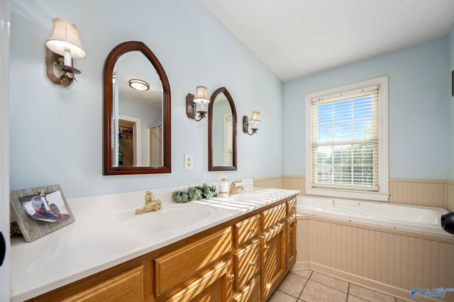 100 Country Club Drive, Fayetteville, TN 37334