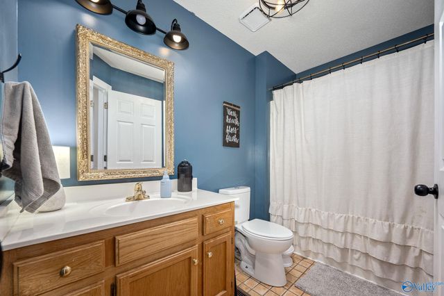 100 Country Club Drive, Fayetteville, TN 37334