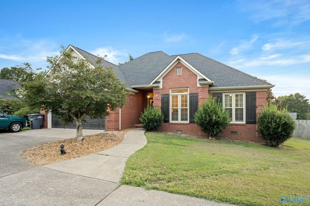 100 Country Club Drive, Fayetteville, TN 37334