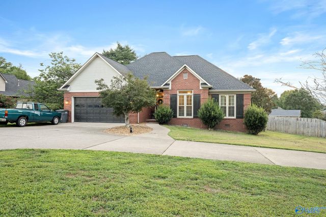 100 Country Club Drive, Fayetteville, TN 37334
