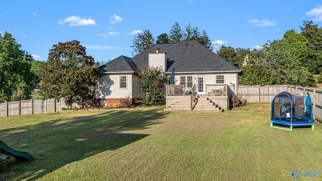 100 Country Club Drive, Fayetteville, TN 37334