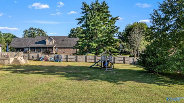 100 Country Club Drive, Fayetteville, TN 37334