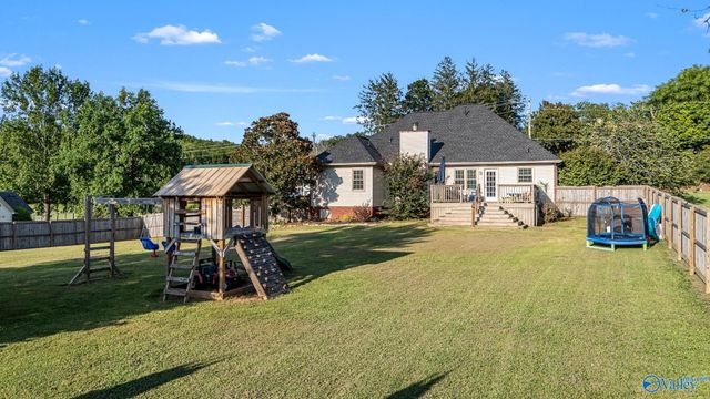 100 Country Club Drive, Fayetteville, TN 37334