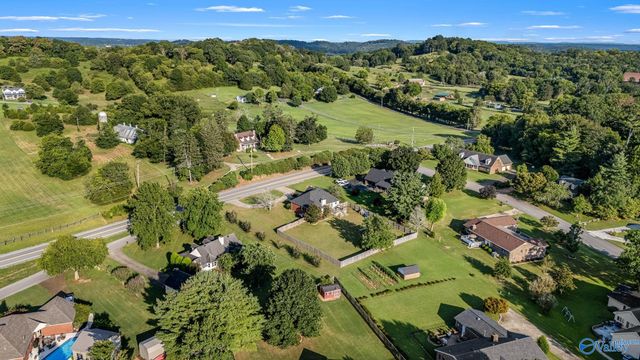 100 Country Club Drive, Fayetteville, TN 37334