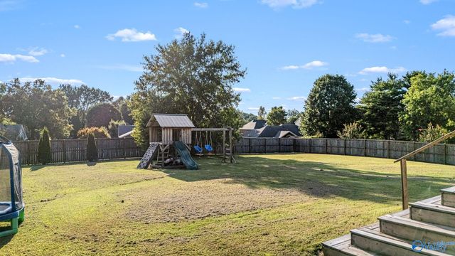 100 Country Club Drive, Fayetteville, TN 37334