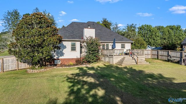 100 Country Club Drive, Fayetteville, TN 37334