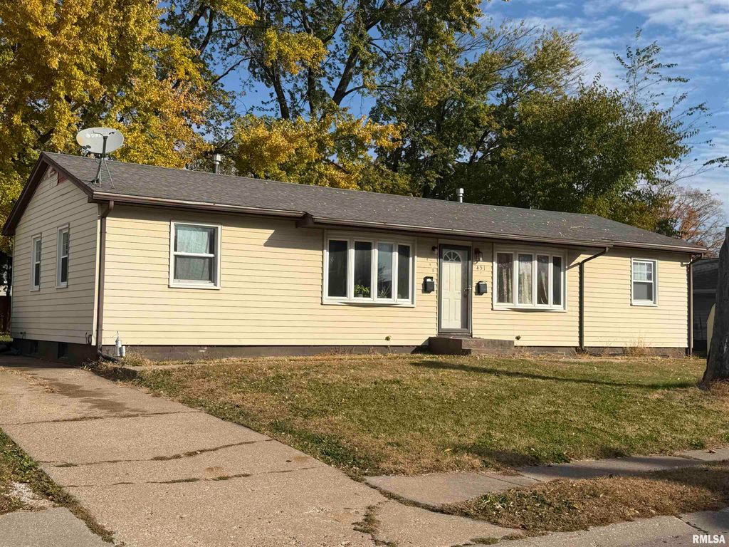 449 - 451 34TH Avenue, East Moline, IL 61244