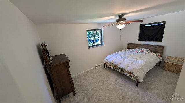 9330 Greenhedge Lane, Symmes Twp, OH 45140