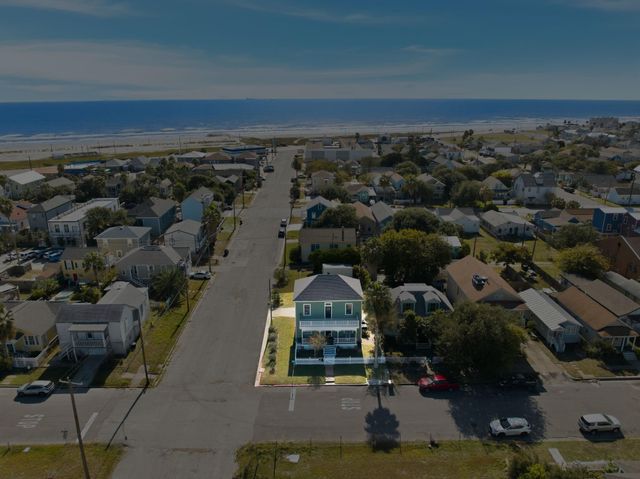 1001 Avenue K Avenue, Galveston, TX 77550