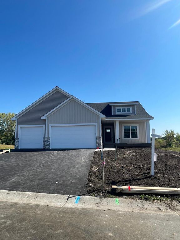 1772 Spruce Street, Farmington, MN 55024