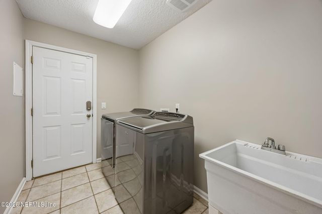 14715 STARRATT CREEK Drive, Jacksonville, FL 32226