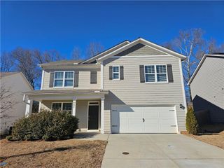 490 Walnut Grove, Pendergrass, GA 30567