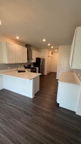 1780 E 110th Place, Crown Point, IN 46307
