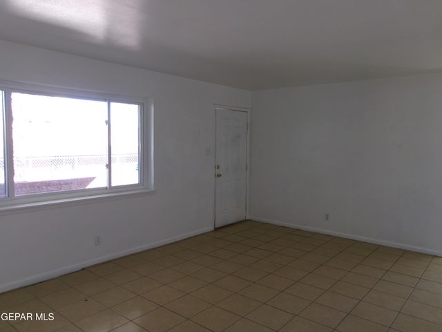 2419 SILVER, El Paso, TX 79930