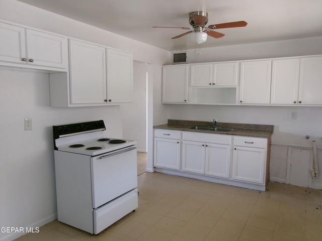 2419 SILVER, El Paso, TX 79930