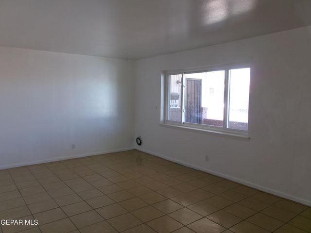 2419 SILVER, El Paso, TX 79930