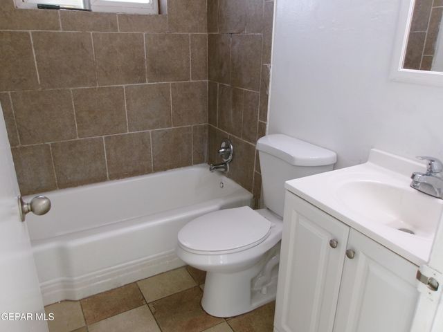 2419 SILVER, El Paso, TX 79930