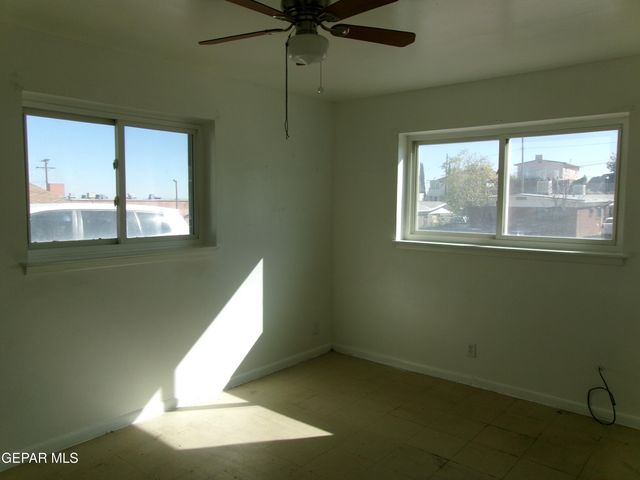 2419 SILVER, El Paso, TX 79930