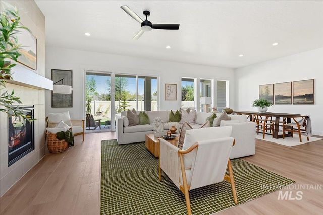 10492 W Shumard Drive, Star, ID 83669