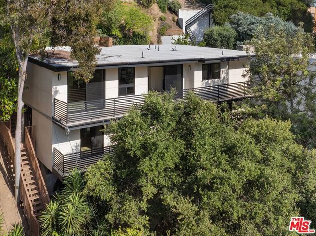 3147 Hollyridge Drive, Los Angeles, CA 90068
