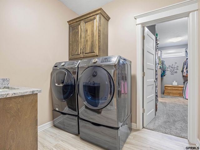 10812 S 176th Street, Gretna, NE 68136