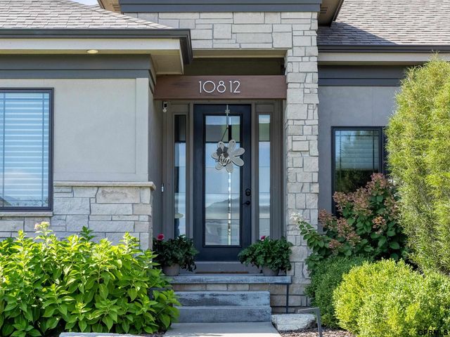 10812 S 176th Street, Gretna, NE 68136