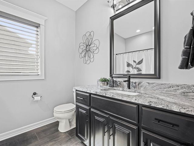 10812 S 176th Street, Gretna, NE 68136