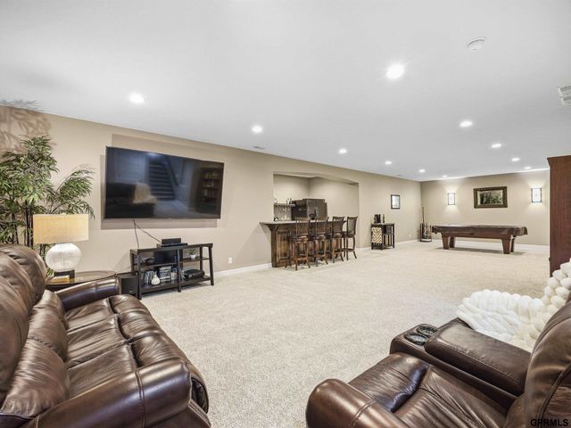 10812 S 176th Street, Gretna, NE 68136