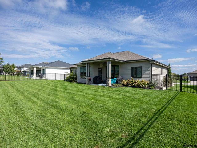 10812 S 176th Street, Gretna, NE 68136