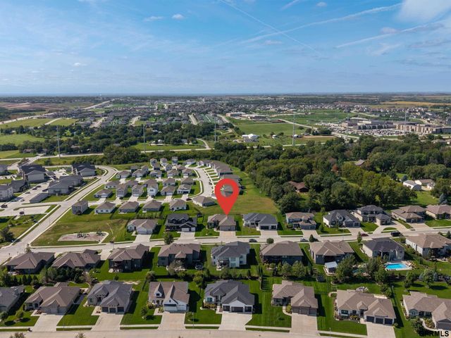 10812 S 176th Street, Gretna, NE 68136