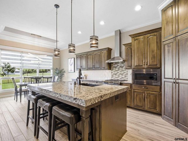 10812 S 176th Street, Gretna, NE 68136