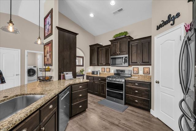 2135 SHANNA LN, Cedar City, UT 84720