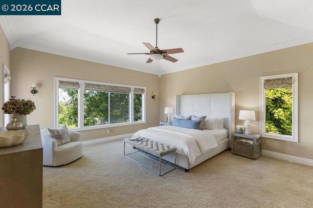 318 Sunset Dr, Danville, CA 94506