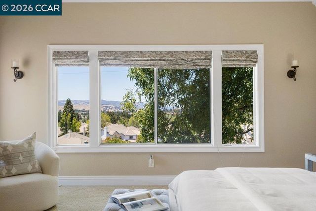 318 Sunset Dr, Danville, CA 94506